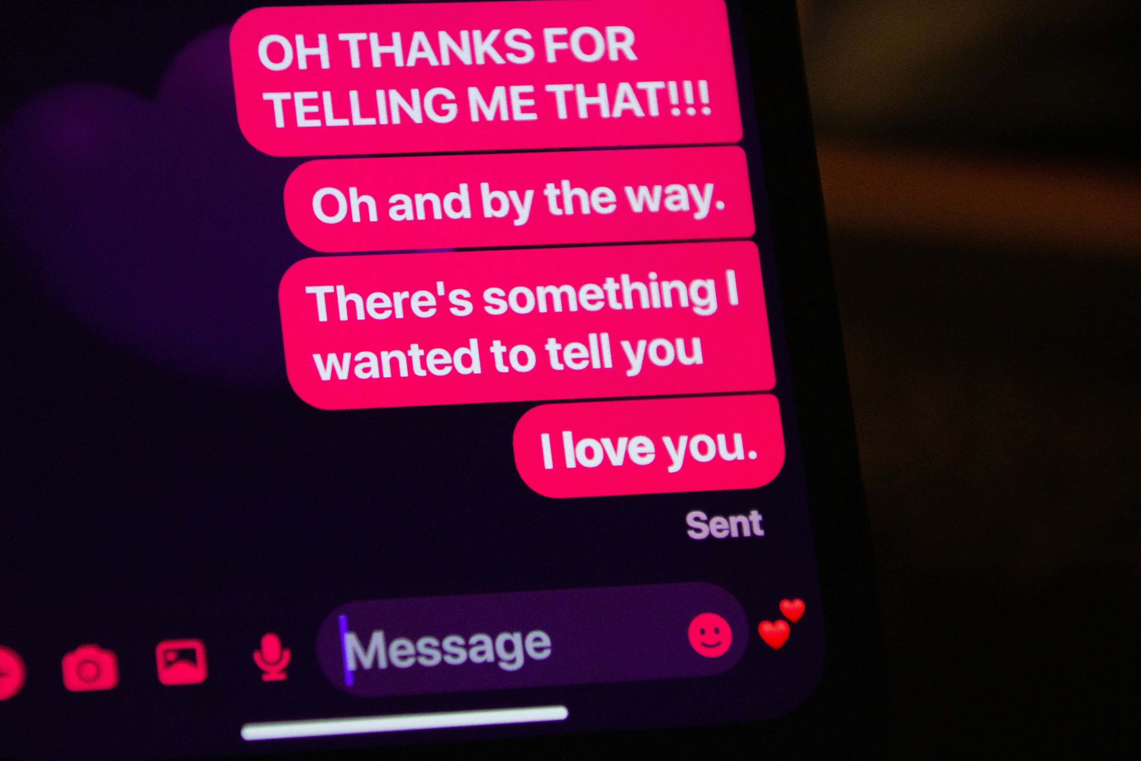 Why Waiting for Text Replies Causes Anxiety and Stress